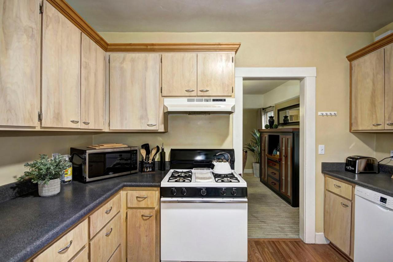 Charming 2Bed French Colonial Apartment In Desirable Midtown Sacramento Bagian luar foto